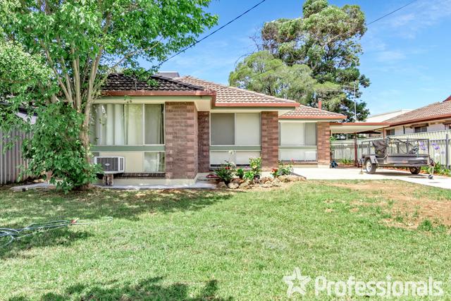 14 Lonergan Place, NSW 2650