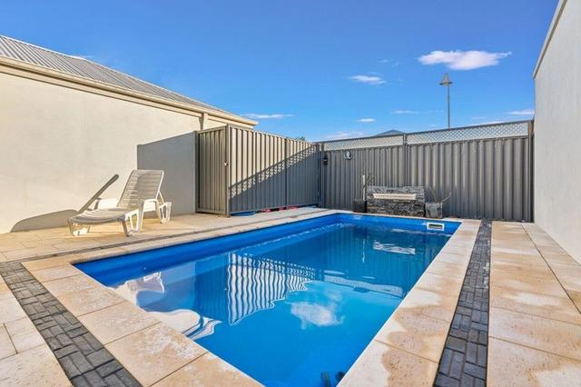 115 Beachside Parade, WA 6035