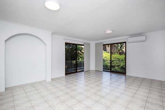 4/34 Imperial Parade, QLD 4215