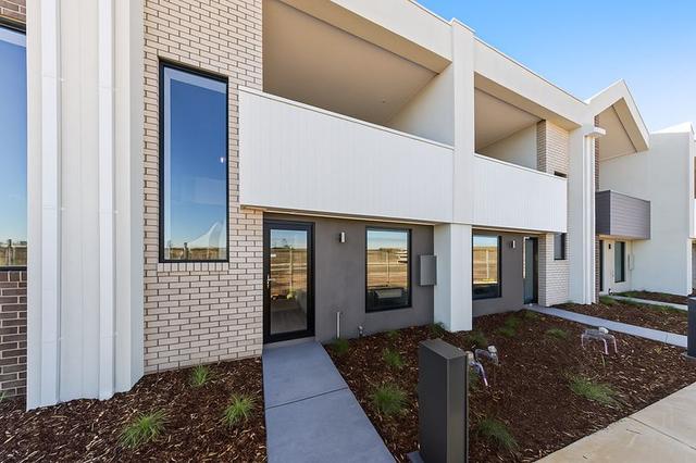 16 Locanda Walk, VIC 3978