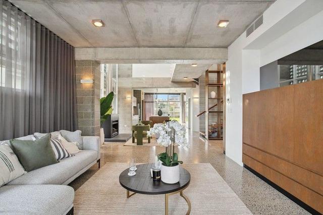 18 Wayeela Place, WA 6015