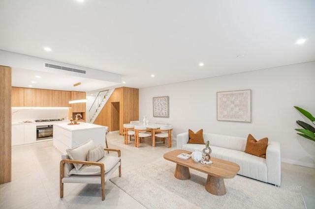 22B Greenway Parade, NSW 2212