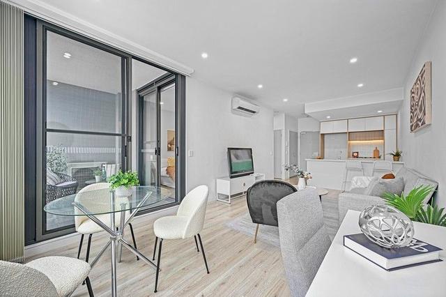 204/81B Lord Sheffield Circuit, NSW 2750
