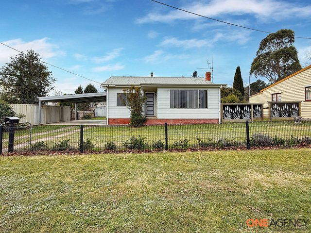 43 Burton Street, NSW 2632