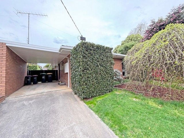 1/6 Churchill  Street, VIC 3820