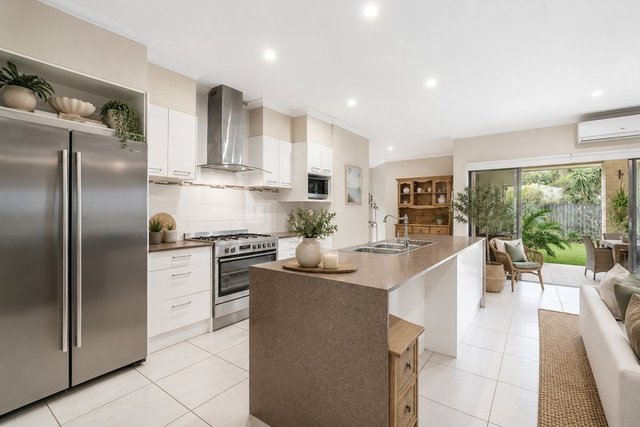 19 Balthazar Circuit, QLD 4165