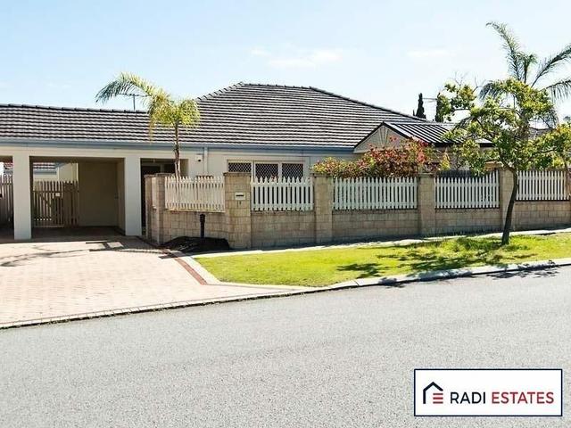 2/1 Harold St, WA 6059