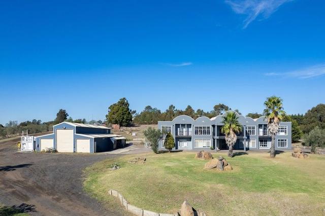 30 Summit Drive, VIC 3064
