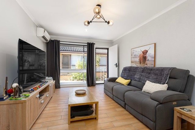 3/718 East Street, NSW 2640