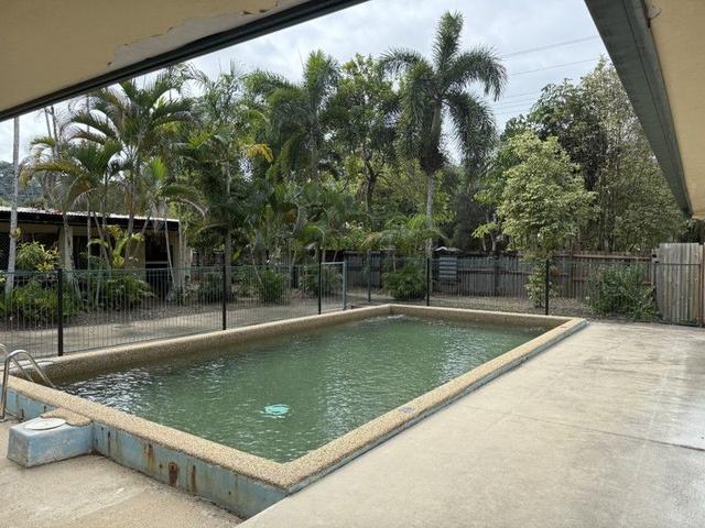 10/379 Mayers Street, QLD 4870