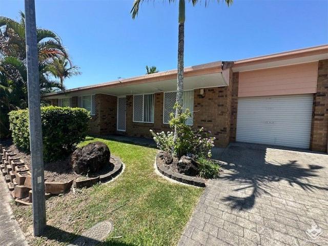 12/97 Edmund Rice Drive, QLD 4215