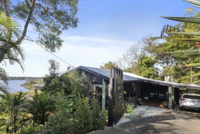 14 Clifford Crescent, NSW 2486