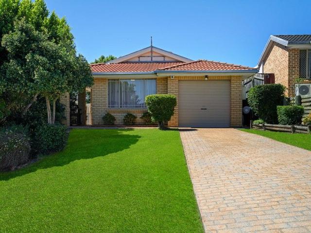 7 Smart Close, NSW 2566