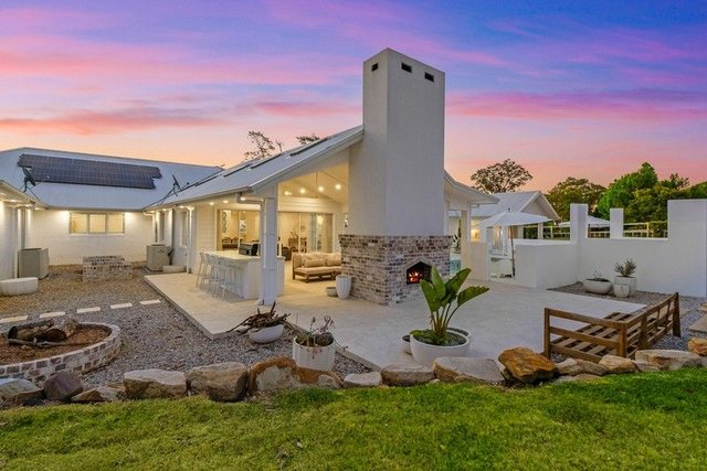 137 Halcrows Road, NSW 2157