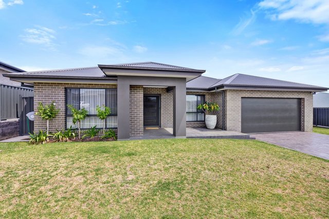 23 Traminer Drive, NSW 2340