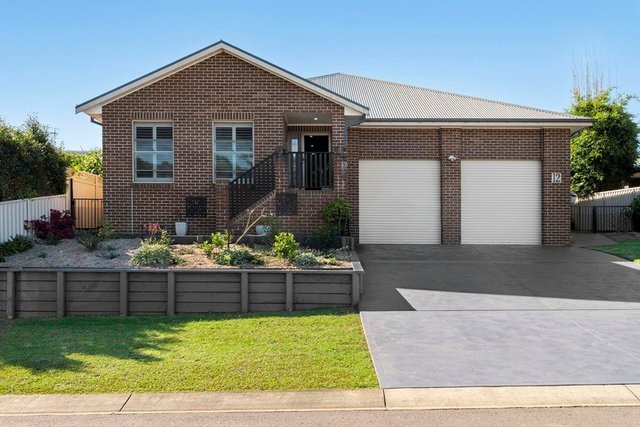 12 Kamala Avenue, NSW 2539