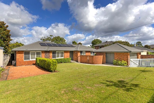 12 Angorra Road, NSW 2084