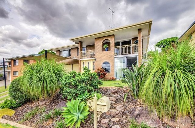 8 Honeysuckle Street, QLD 4122