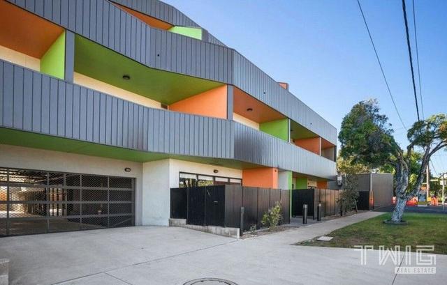 205/368 Geelong Road, VIC 3012