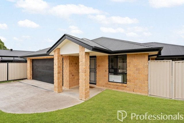 5 Parker Place, NSW 2795