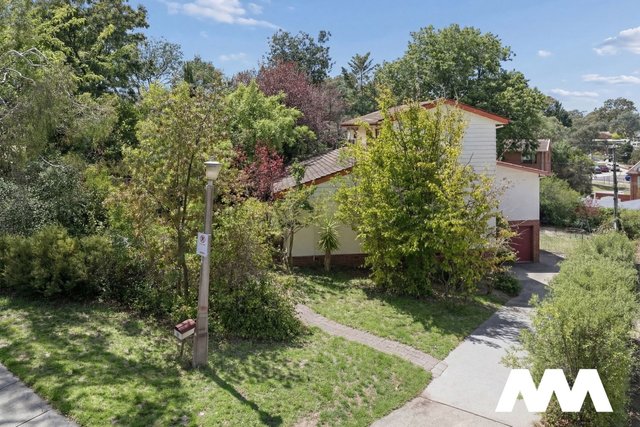 8 Waller Crescent, ACT 2612