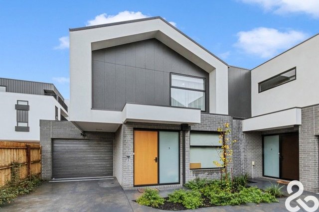 3/8 Clingin Street, VIC 3073