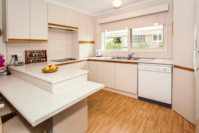 6 Knights Drive, VIC 3150