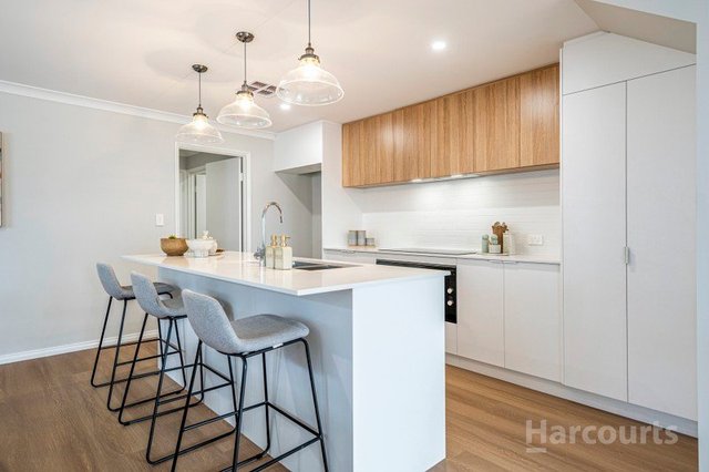 4/1 Boodalang Crescent, WA 6168