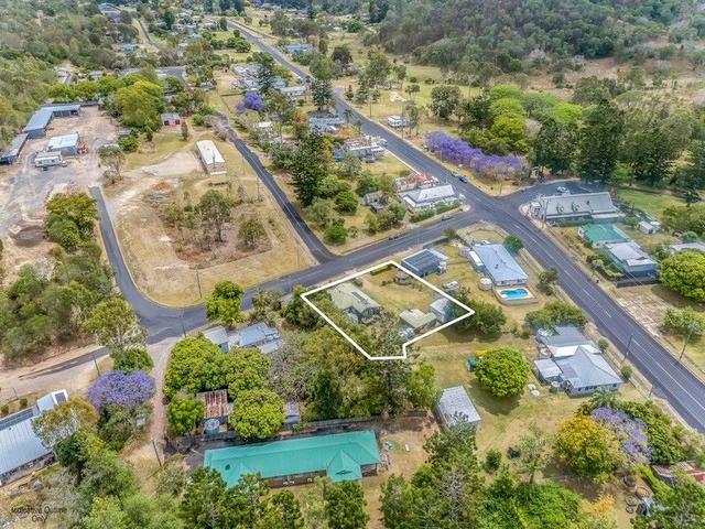 9 Flora Street, QLD 4671