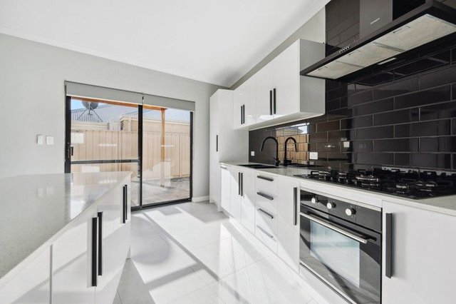 27C Bepton Way, WA 6061