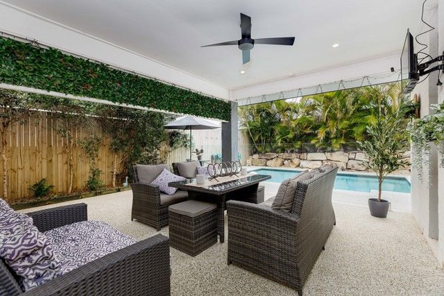 16 Sears Parade, QLD 4509