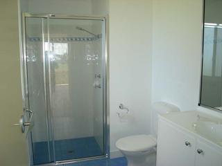 Bathroom (2007-04-14)