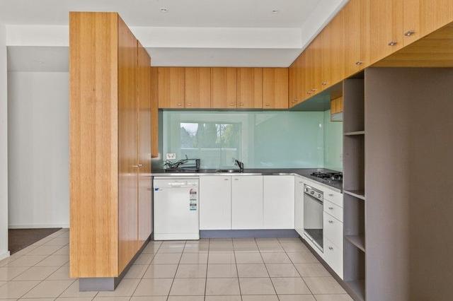 3/2 Maddock Street, VIC 3181