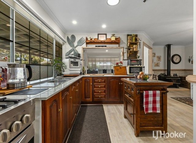 31 Baker Street, WA 6220