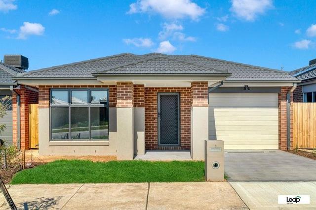 5 Pinaster Street, VIC 3756