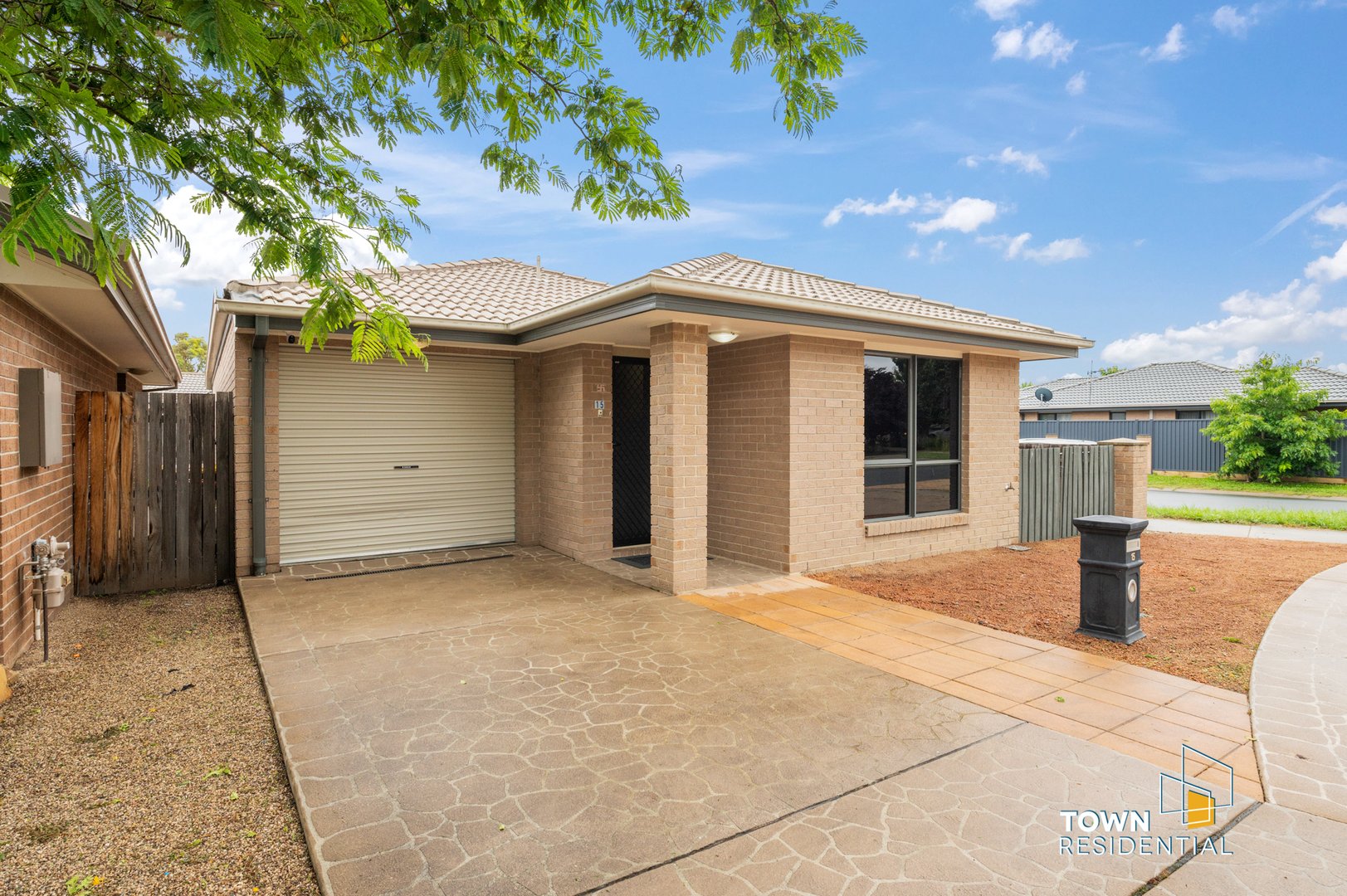 15 Jeff Snell Crescent, Dunlop ACT 2615 Allhomes