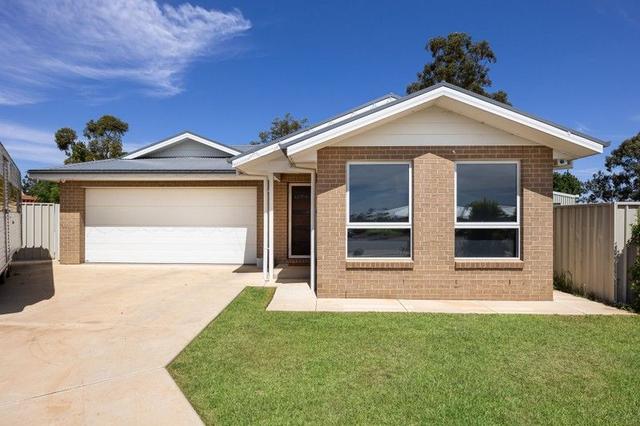 4 Couch Court, NSW 2650