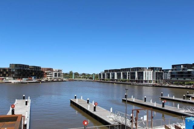 2/10 Trevillian Quay, ACT 2604