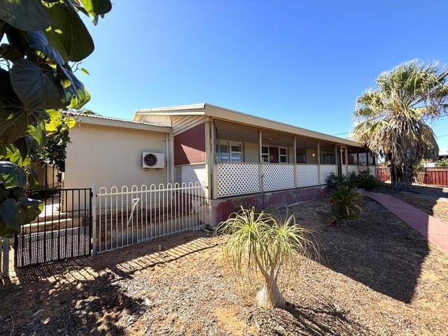11 Hammond Street, WA 6701