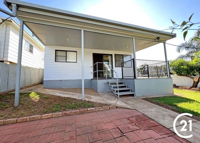 17 Howard Street, NSW 2870