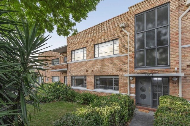 2/124 Balaclava Rd, VIC 3161