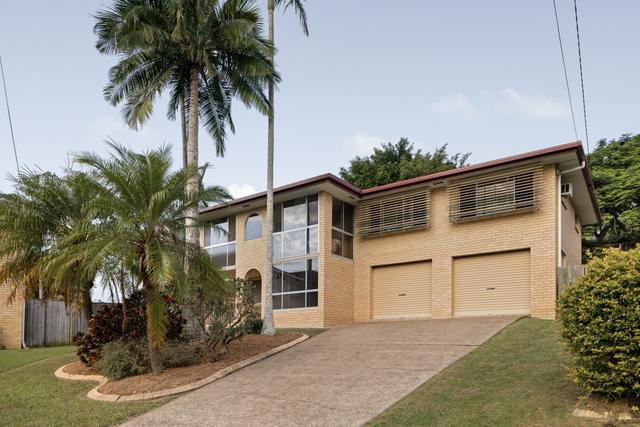 7 Dover Court, QLD 4035