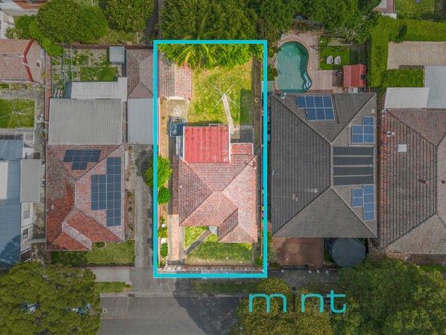 33 Holborow Street, NSW 2132