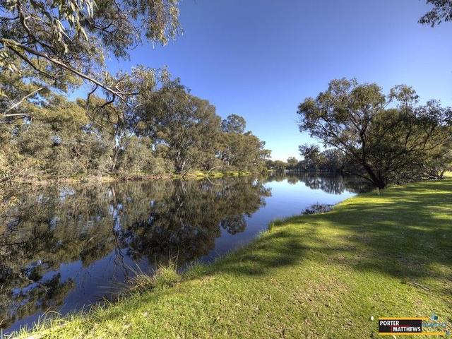 2 Riebe Avenue, WA 6105