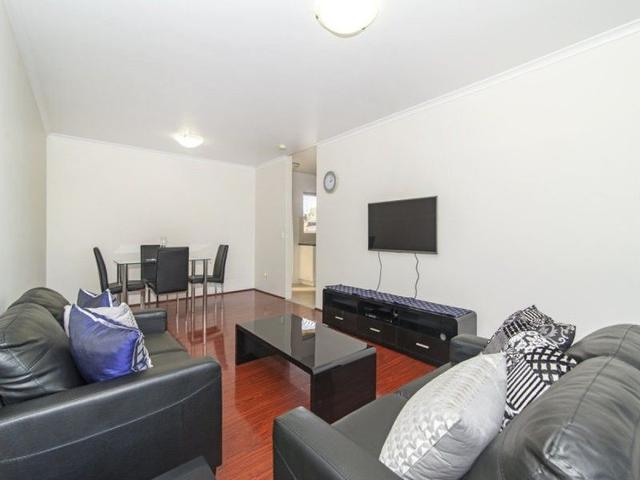 2/33-35 Tourist Road, QLD 4350