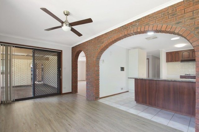 424 Schaefer Street, NSW 2641