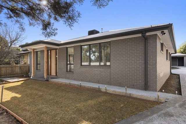 1/2 Kirtain Drive, VIC 3136