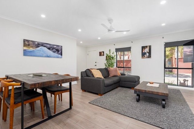 3/523 Hovell Street, NSW 2640