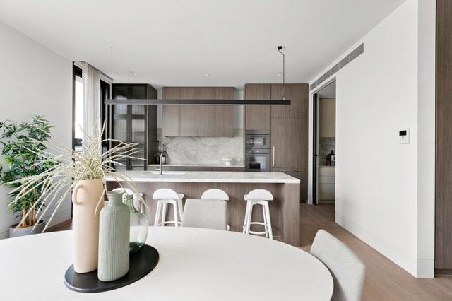 2.01/17-19 Ivanhoe Parade, VIC 3079