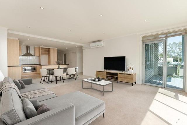 32/3 Sovereign Point Court, VIC 3108